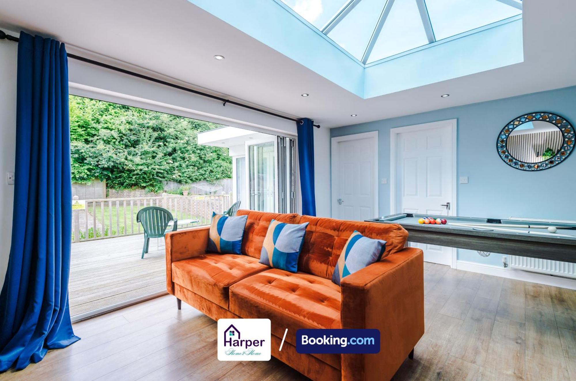 Spacious Detached Bungalow By Harperletting Short Lets & Serviced Accommodation Buckely With Pool Table & Driveway Buckley Ngoại thất bức ảnh