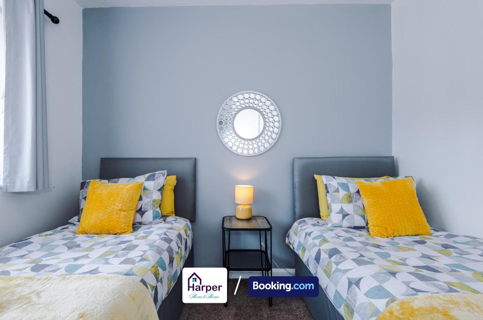 Spacious Detached Bungalow By Harperletting Short Lets & Serviced Accommodation Buckely With Pool Table & Driveway Buckley Ngoại thất bức ảnh